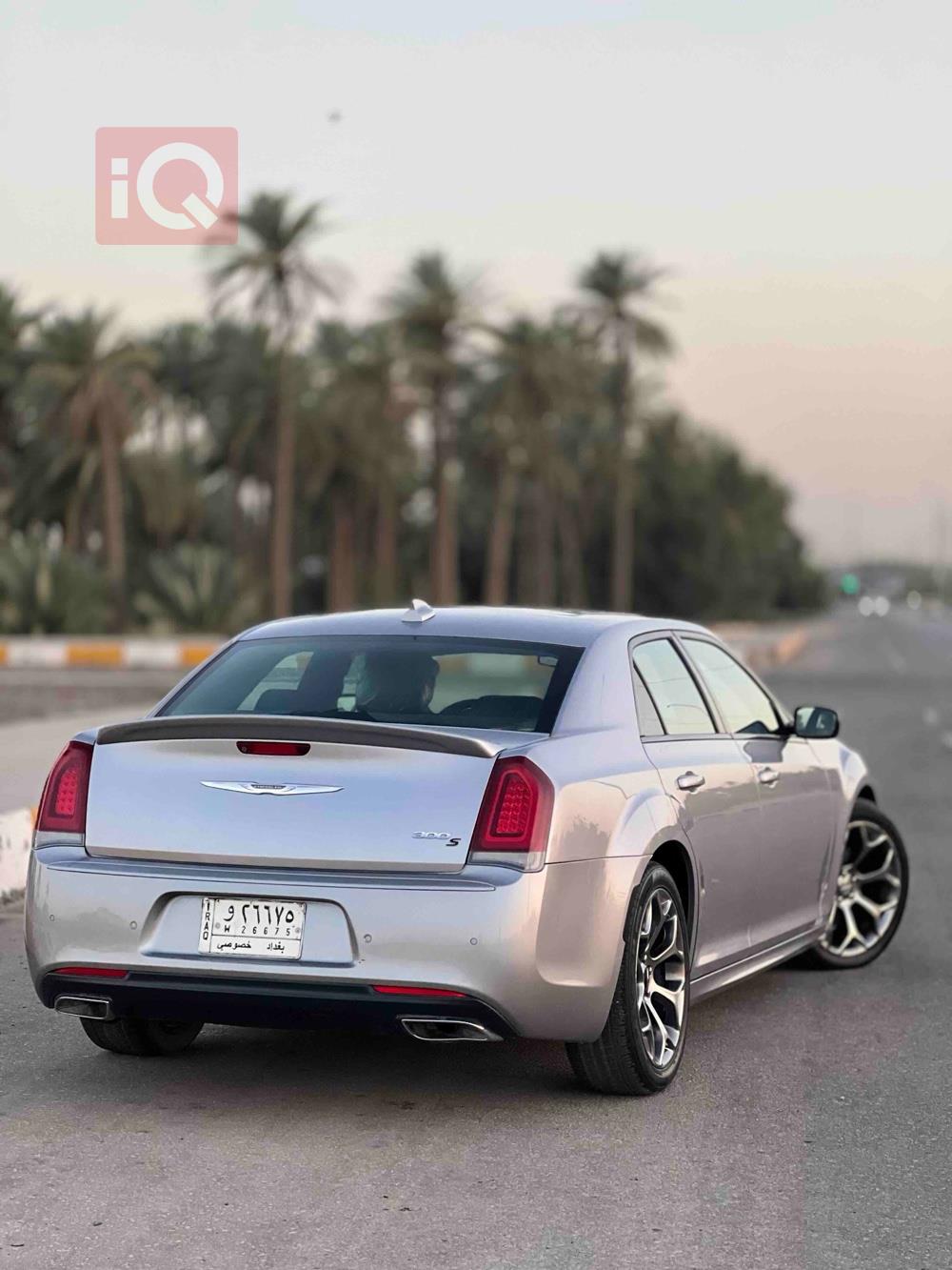 كرايسلر 300